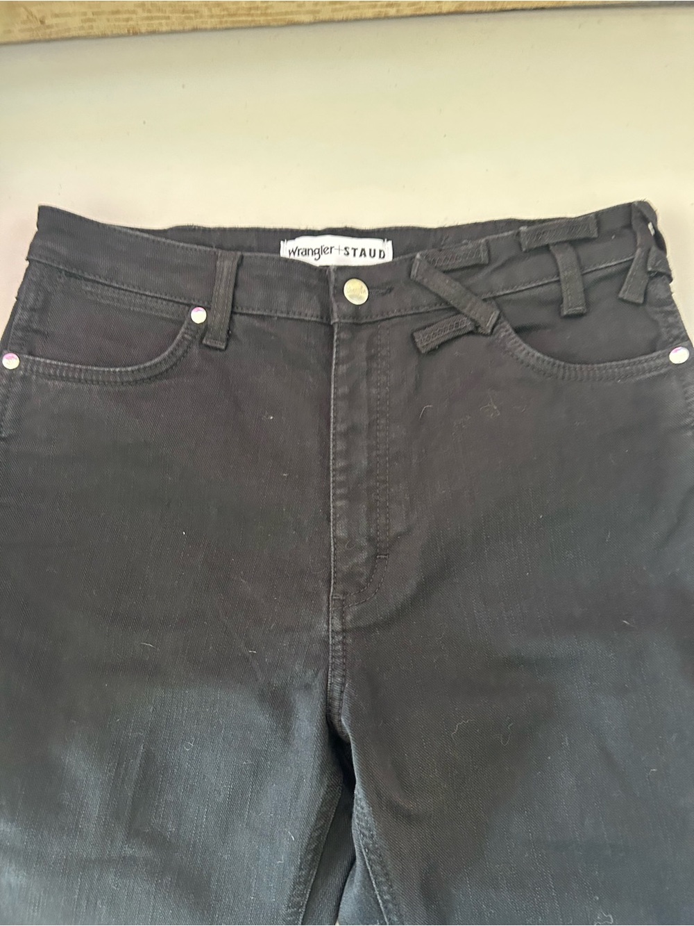 Staud x Wrangler cropped mid rise, boot, cut jeans black Sz 30 - Picture 9 of 12
